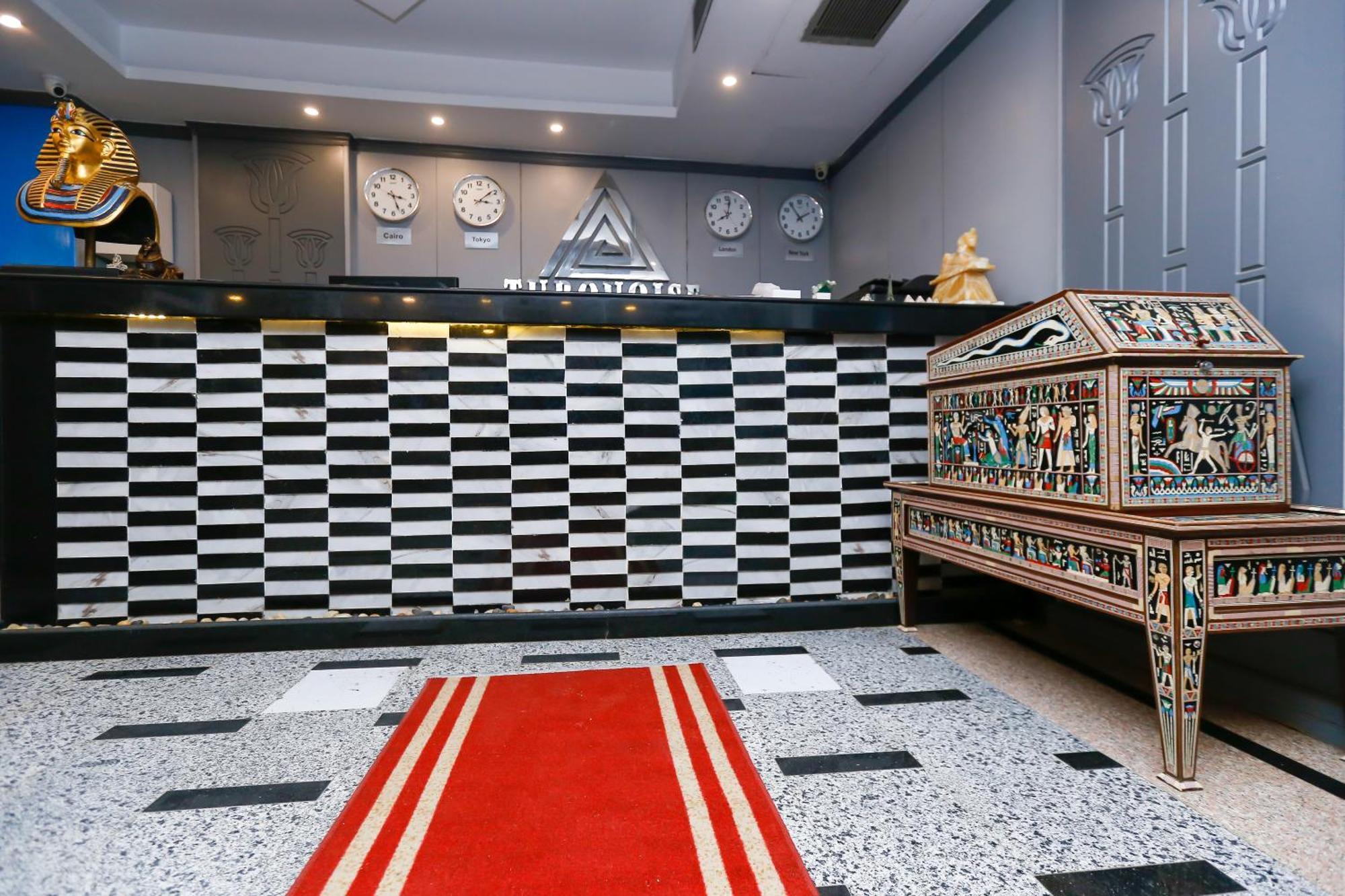 Turquoise Pyramids & Grand Egyptian Museum View 4* Kafrat al Jabal
