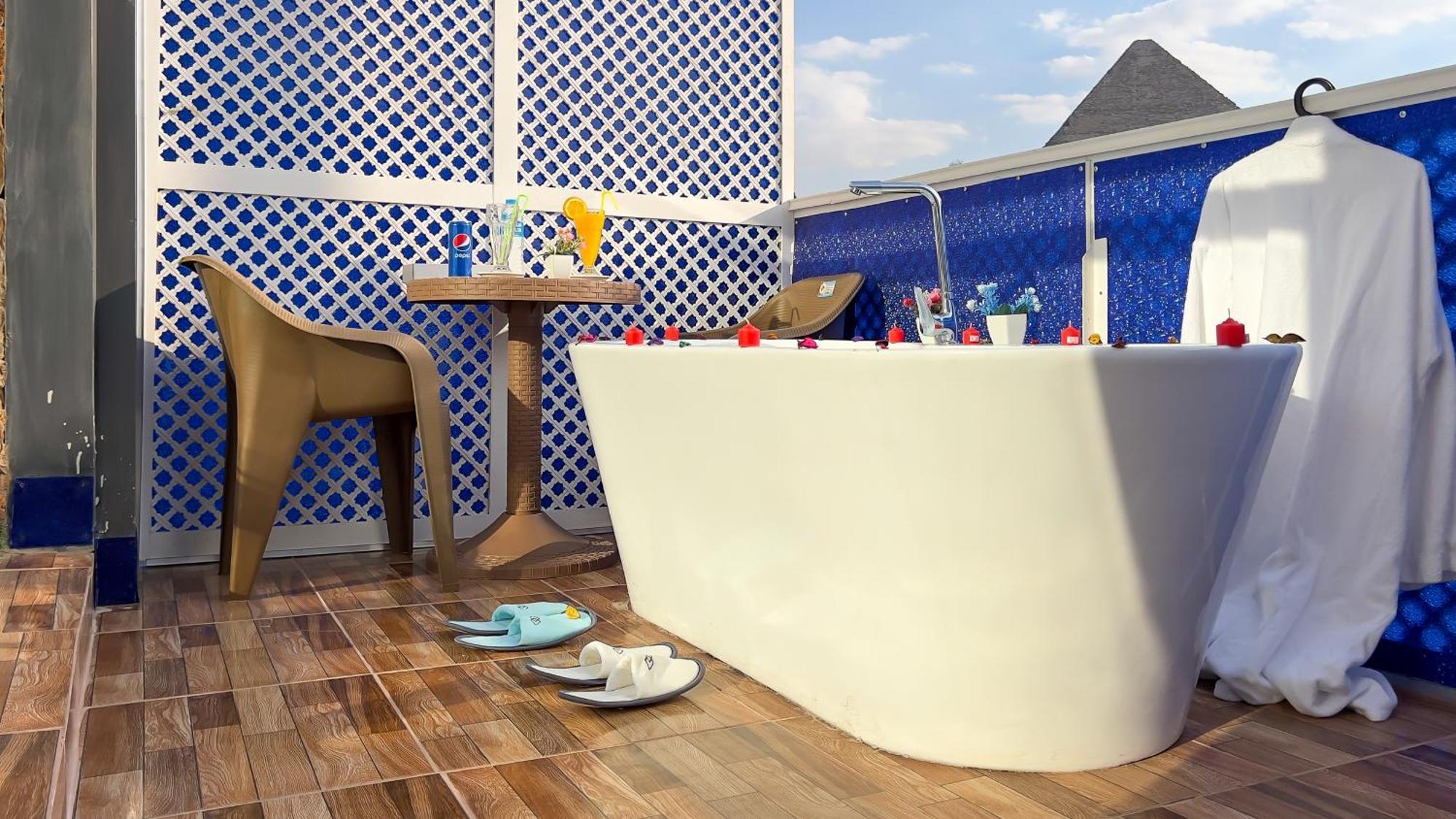 Hotel Turquoise Pyramids & Grand Egyptian Museum View Kafrat al Jabal