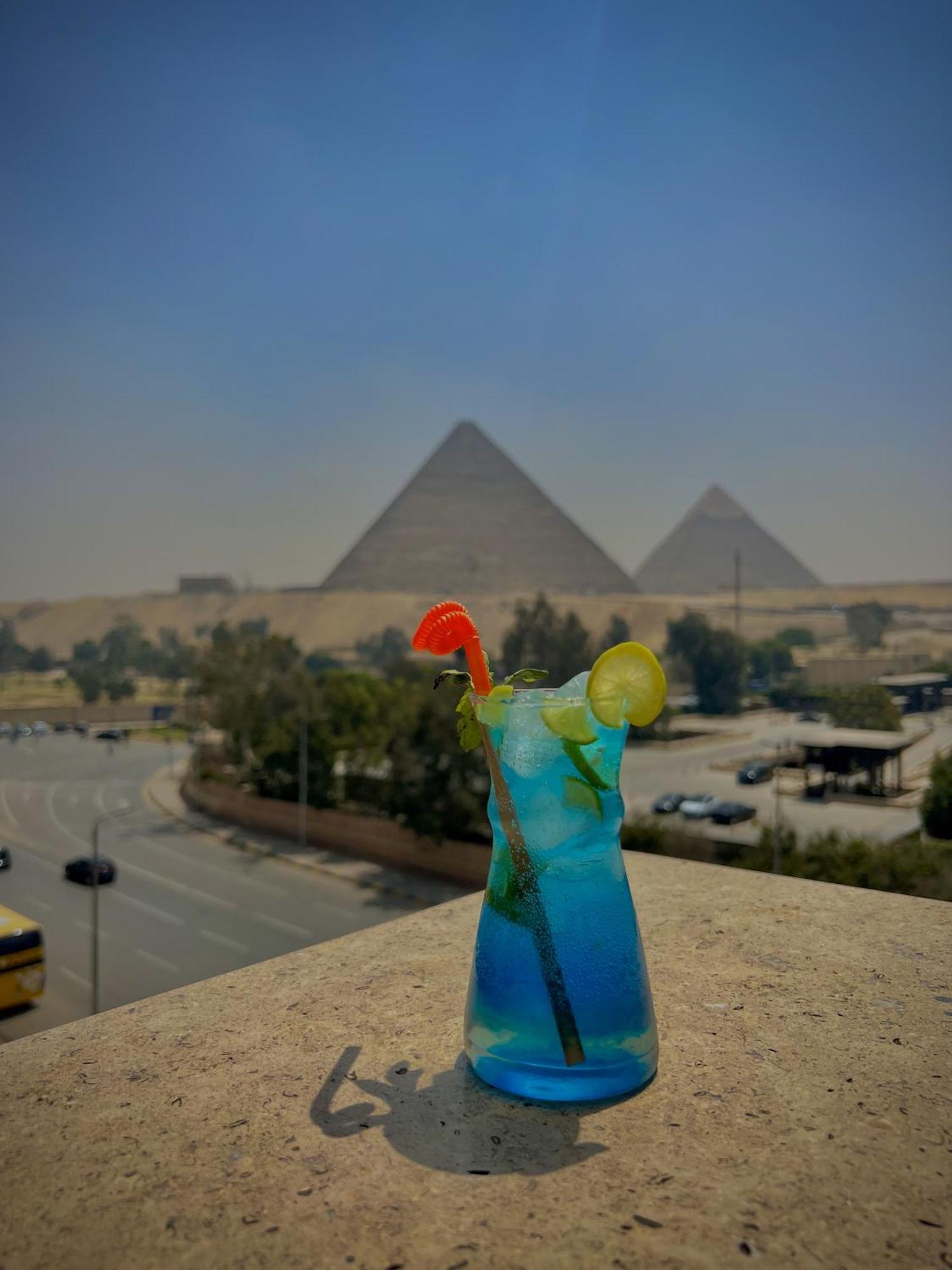 Turquoise Pyramids & Grand Egyptian Museum View 4* Kafrat al Jabal
